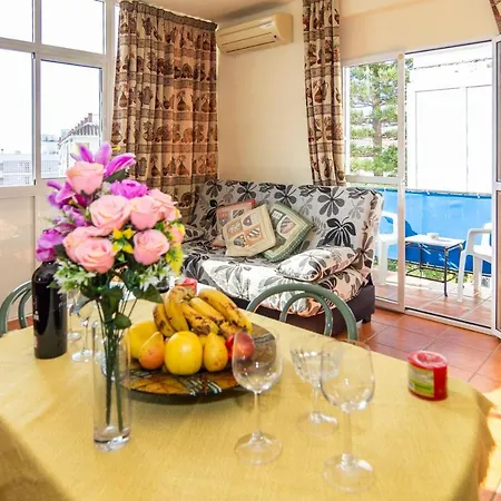 Cozy With Pool In A/a Apartment Nerja