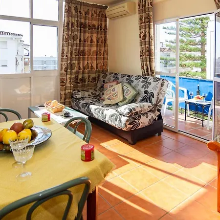 Cozy With Pool In A/a Apartment *